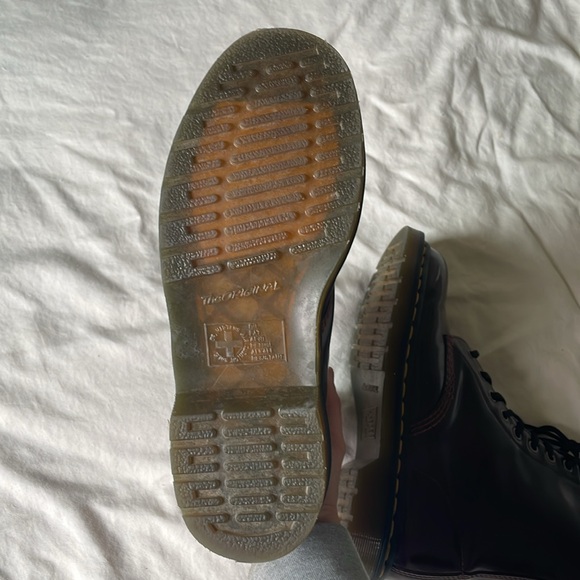 Dr. Martens 1460 Vegan Leather Lace Up Combat Boots Women's Size 8 Preowned - Picture 3 of 6
